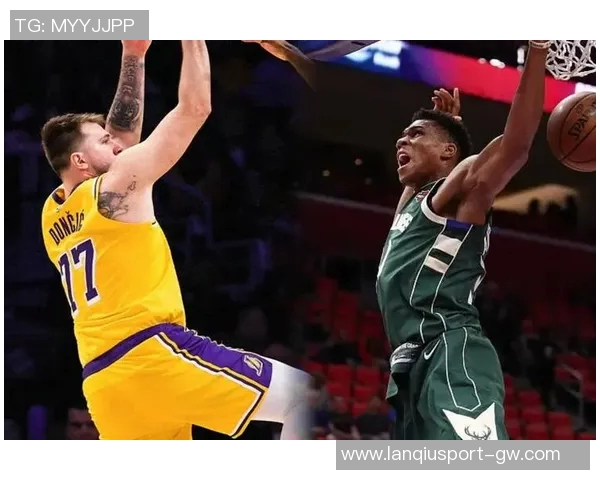 字母哥遭遇包夹困境半场12分钟仅得9分3助攻表现平平